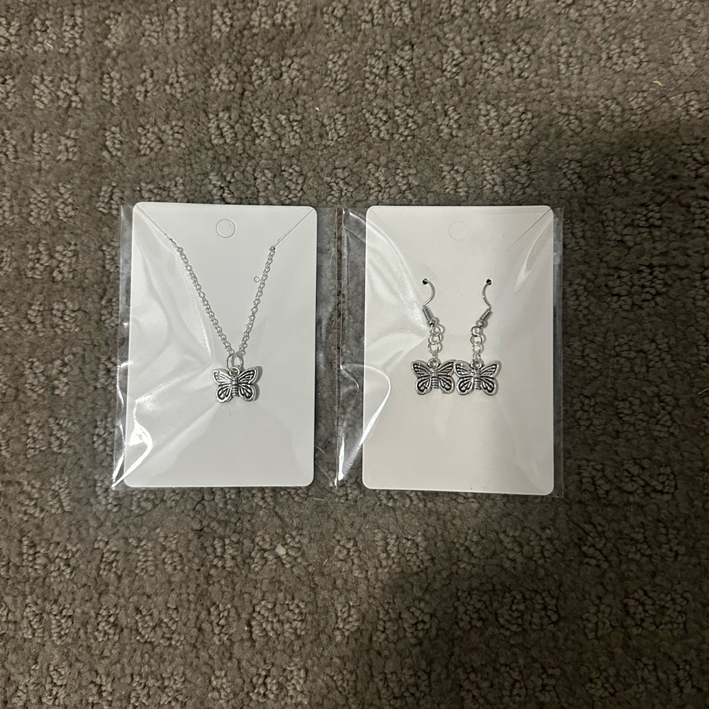Butterfly Necklace and Earring Jewelry Set